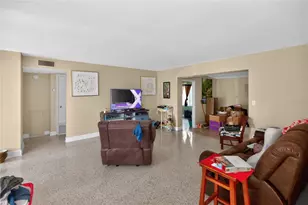 3232 59th Way N, Saint Petersburg, FL 33710 - Photo 6