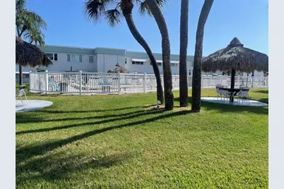 5287 81st Street N #12, Saint Petersburg, FL 33709 - Photo 12