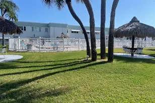 5287 81st St N, Saint Petersburg, FL 33709 - Photo 12