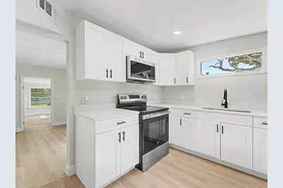 7708 Maryland Avenue, Hudson, FL 34667 - Photo 14