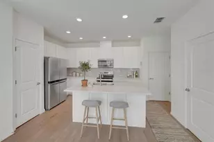 6418 Jensen Vw Ave, Apollo Beach, FL 33572 - Photo 2