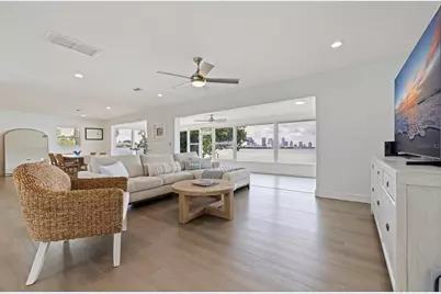 501 22nd Avenue SE, Saint Petersburg, FL 33705 - Photo 10