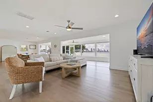 501 22nd Ave SE, Saint Petersburg, FL 33705 - Photo 10