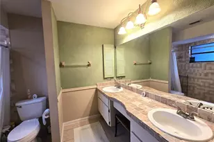812 Sandalwood Dr, Plant City, FL 33563 - Photo 42