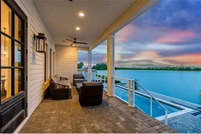 5811 Mariner Street, Tampa, FL 33609 - Photo 2