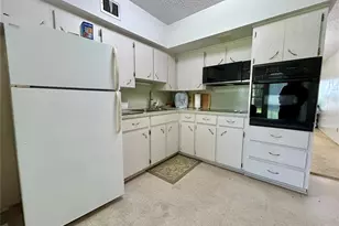 2458 Florentine Way, Clearwater, FL 33763 - Photo 8