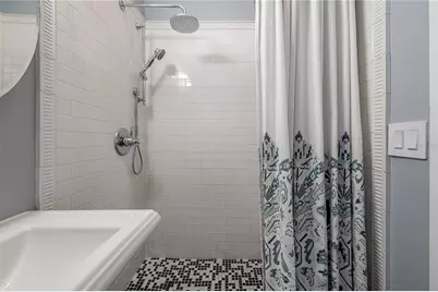 5207 N Suwanee Avenue, Tampa, FL 33603 - Photo 32