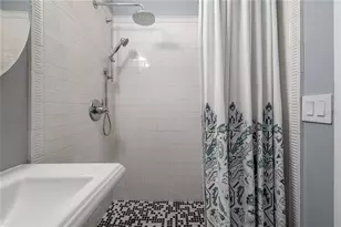 5207 N Suwanee Ave, Tampa, FL 33603 - Photo 32
