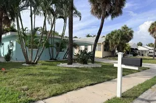 535 78th Ave, Saint Petersburg, FL 33706 - Photo 2