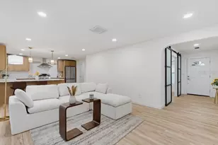 7520 20th St N, Saint Petersburg, FL 33702 - Photo 12