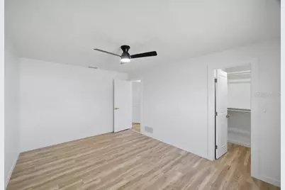 7520 20th Street N, Saint Petersburg, FL 33702 - Photo 28