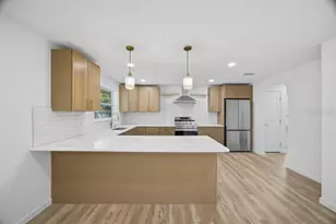7520 20th St N, Saint Petersburg, FL 33702 - Photo 14