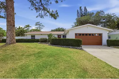7520 20th Street N, Saint Petersburg, FL 33702 - Photo 2