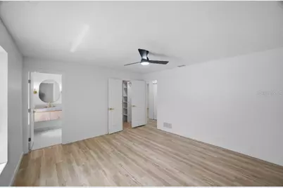 7520 20th Street N, Saint Petersburg, FL 33702 - Photo 20