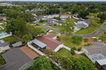 7520 20th Street N, Saint Petersburg, FL 33702 - Photo 4