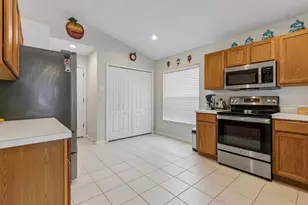 3814 Judson Dr, Land O Lakes, FL 34638 - Photo 6