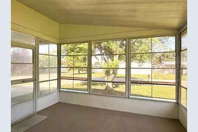 4550 Charter Street, Zephyrhills, FL 33542 - Photo 26