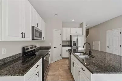 7052 Summer Holly Place, Riverview, FL 33578 - Photo 32