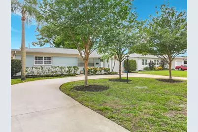 2926 28th Avenue N, Saint Petersburg, FL 33713 - Photo 2