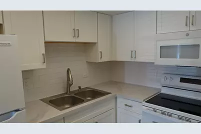 8100 Dr Martin Luther King Jr Street N #105, Saint Petersburg, FL 33702 - Photo 14