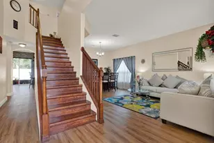 31405 Glendalough Way, Wesley Chapel, FL 33545 - Photo 2
