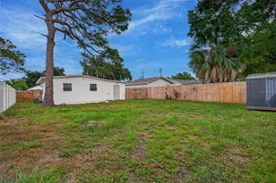 7508 N Thatcher Ave, Tampa, FL 33614 - Photo 20