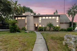 4404 Old Orchard Dr, Tampa, FL 33618 - Photo 4