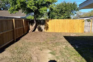 7039 E Lenox Dr E, New Port Richey, FL 34653 - Photo 22