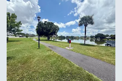 10009 Regal Woods Lane, Tampa, FL 33624 - Photo 52