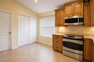 3137 Castle Rock Cir, Land O Lakes, FL 34639 - Photo 8