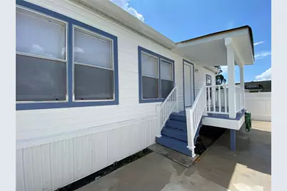 8726 Mayflower Road, Tampa, FL 33615 - Photo 1