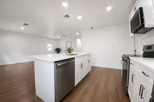 9212 N Brooks St, Tampa, FL 33612 - Photo 6