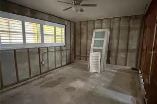 6000 21st St N, Saint Petersburg, FL 33714 - Photo 10