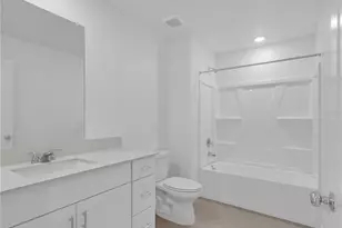 2215 Red Crossbill Dr, Wimauma, FL 33598 - Photo 20