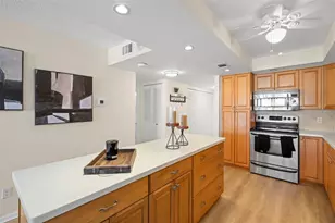 9525 Blind Pass Rd, Saint Pete Beach, FL 33706 - Photo 24