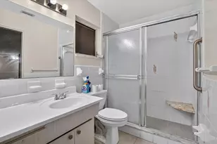 6999 16th Ave N, Saint Petersburg, FL 33710 - Photo 18