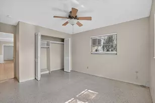 6999 16th Ave N, Saint Petersburg, FL 33710 - Photo 44