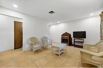 5027 1st Avenue N, Saint Petersburg, FL 33710 - Photo 6