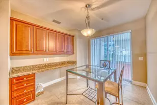 1042 Bellasol Way, Apollo Beach, FL 33572 - Photo 8