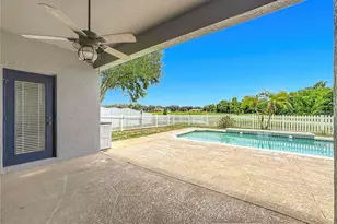 11607 Grove Arcade Dr, Riverview, FL 33569 - Photo 12