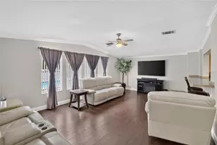 38310 Pear Ct, Zephyrhills, FL 33542 - Photo 30