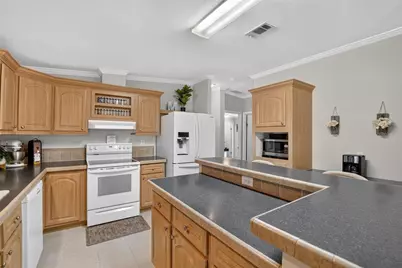 38310 Pear Court, Zephyrhills, FL 33542 - Photo 28