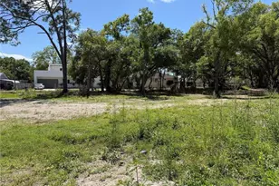 6808 New York Dr, Tampa, FL 33619 - Photo 1