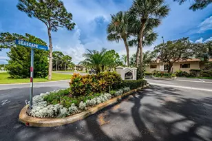 1673 Seascape Cir, Tarpon Springs, FL 34689 - Photo 18
