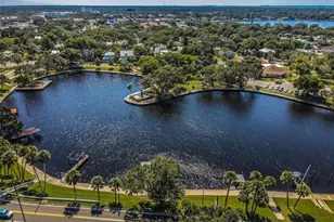 1673 Seascape Cir, Tarpon Springs, FL 34689 - Photo 92