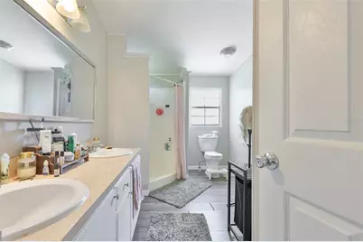 12104 Glenshire Drive, Riverview, FL 33579 - Photo 6