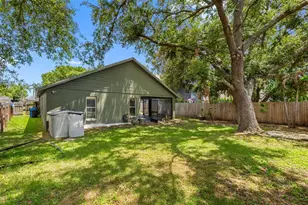 1534 Scotch Pine Dr, Brandon, FL 33511 - Photo 34