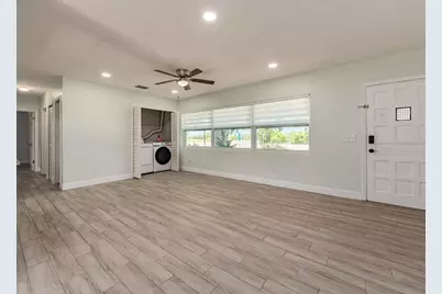 1005 N Highland Avenue, Clearwater, FL 33755 - Photo 2