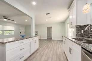 1005 N Highland Ave, Clearwater, FL 33755 - Photo 10
