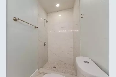 1005 N Highland Avenue, Clearwater, FL 33755 - Photo 20